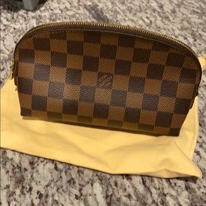 Authentic Louis Vuitton Beauty Pouchette